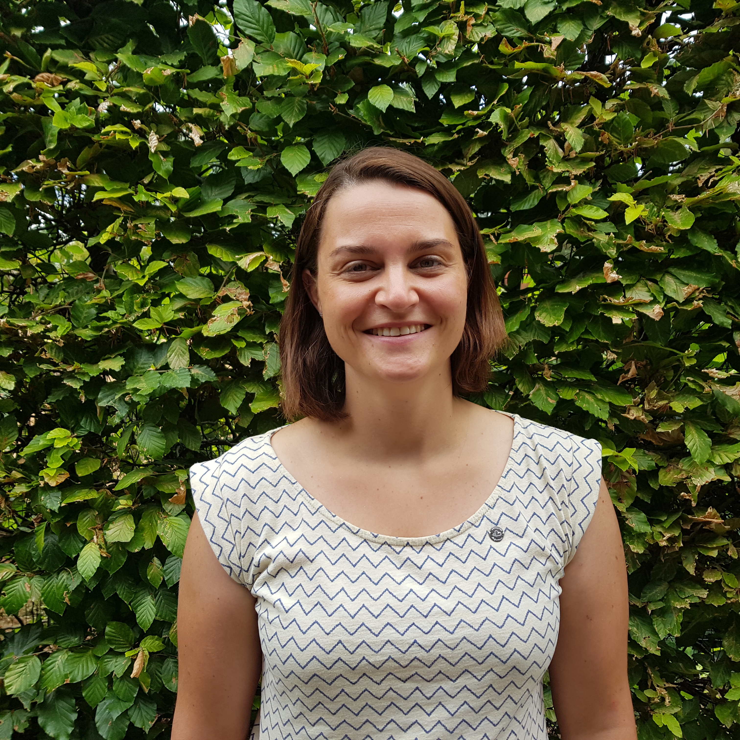 Dr. Charlotte Jansen